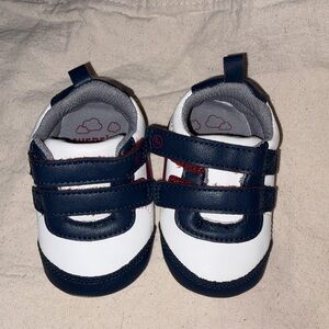 Stride rite surprize crib shoes NWOT